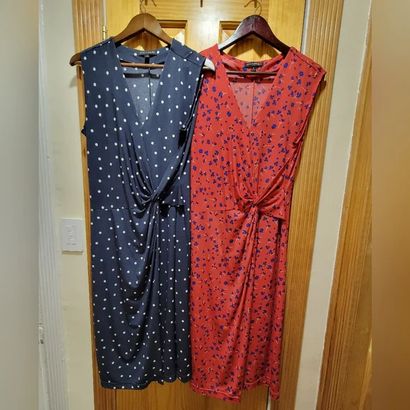 Bundle Of Banana Republic Faux Wrap Dresses Size M - Picture 1 of 5
